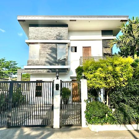 Bella Homes 6Br 4Bath Near Rotunda Tagaytay City Exteriör bild