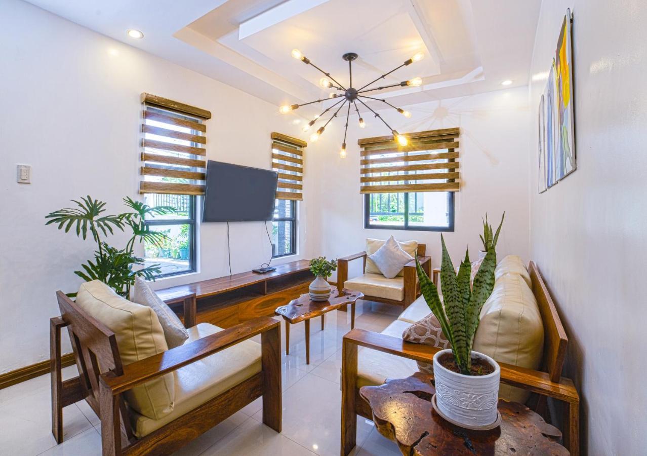 Bella Homes 6Br 4Bath Near Rotunda Tagaytay City Exteriör bild