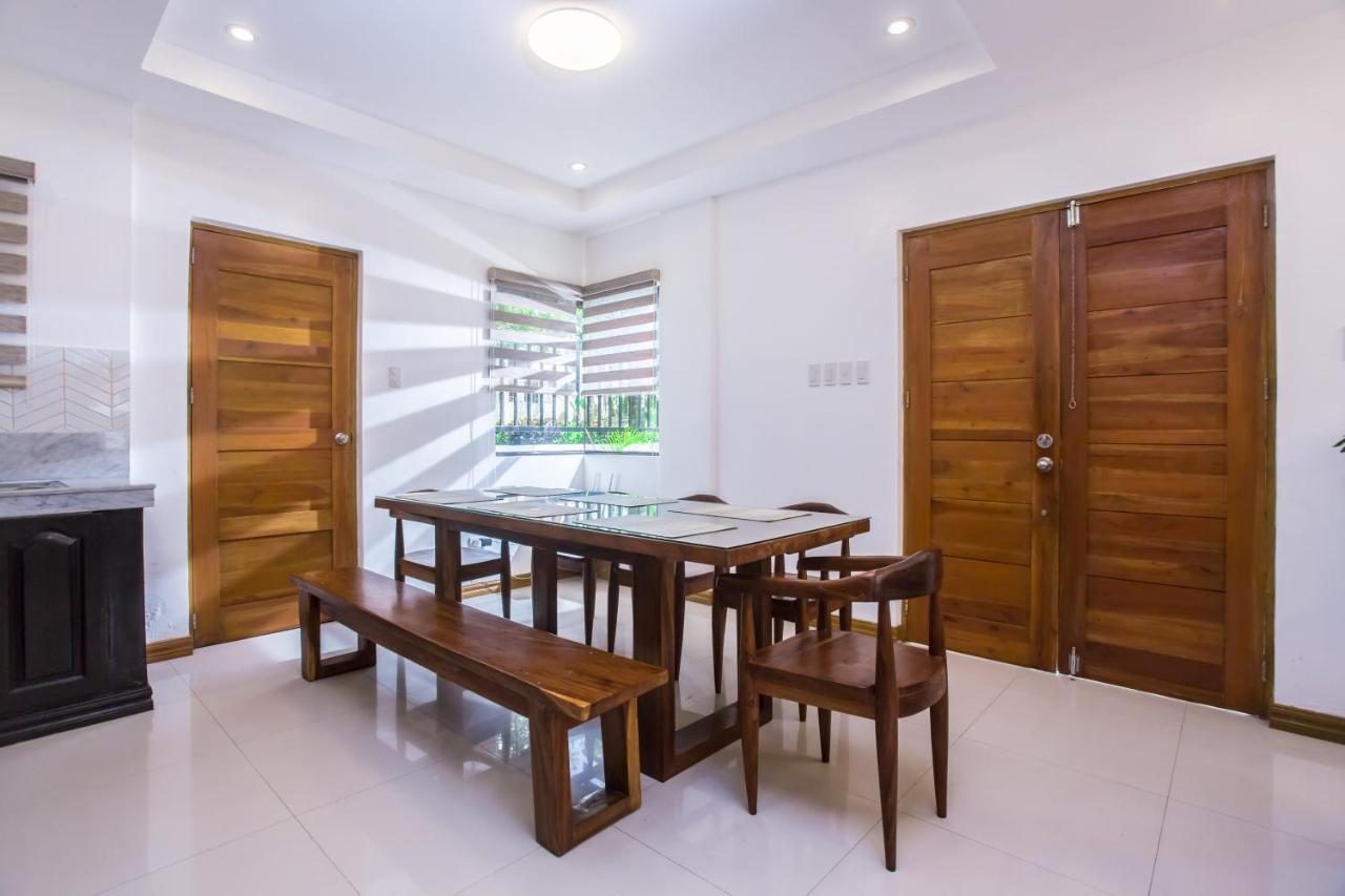 Bella Homes 6Br 4Bath Near Rotunda Tagaytay City Exteriör bild