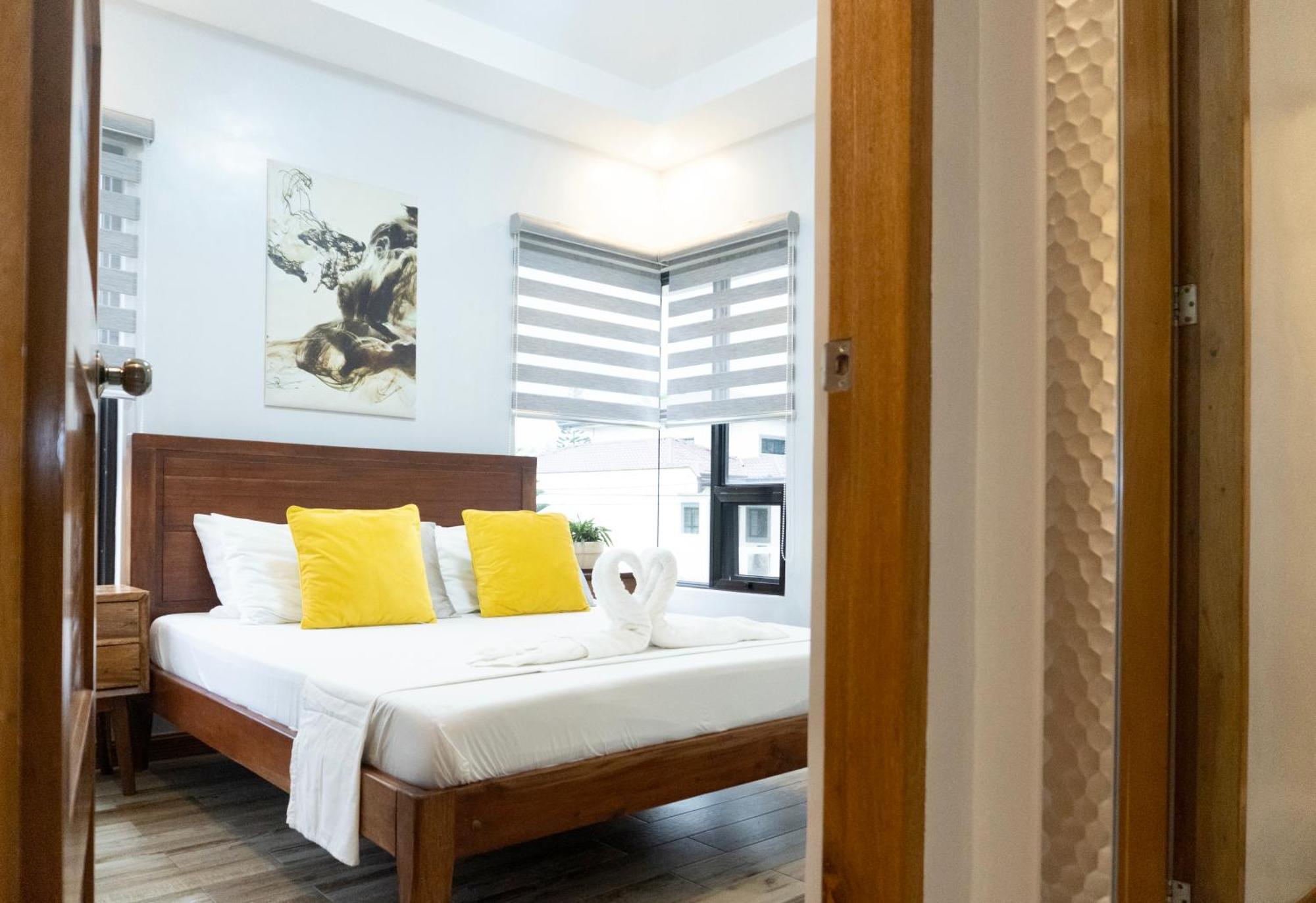 Bella Homes 6Br 4Bath Near Rotunda Tagaytay City Exteriör bild