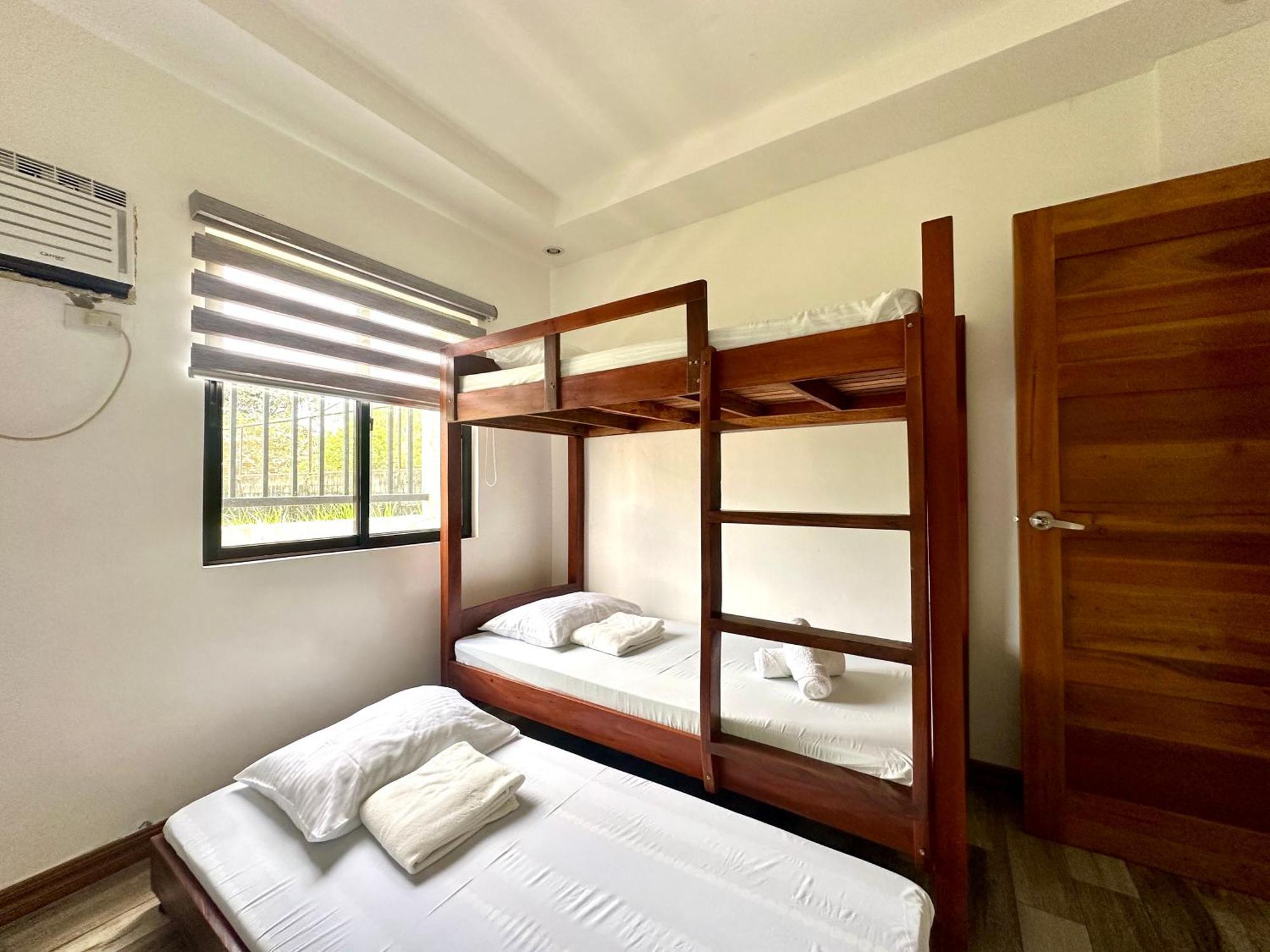Bella Homes 6Br 4Bath Near Rotunda Tagaytay City Exteriör bild