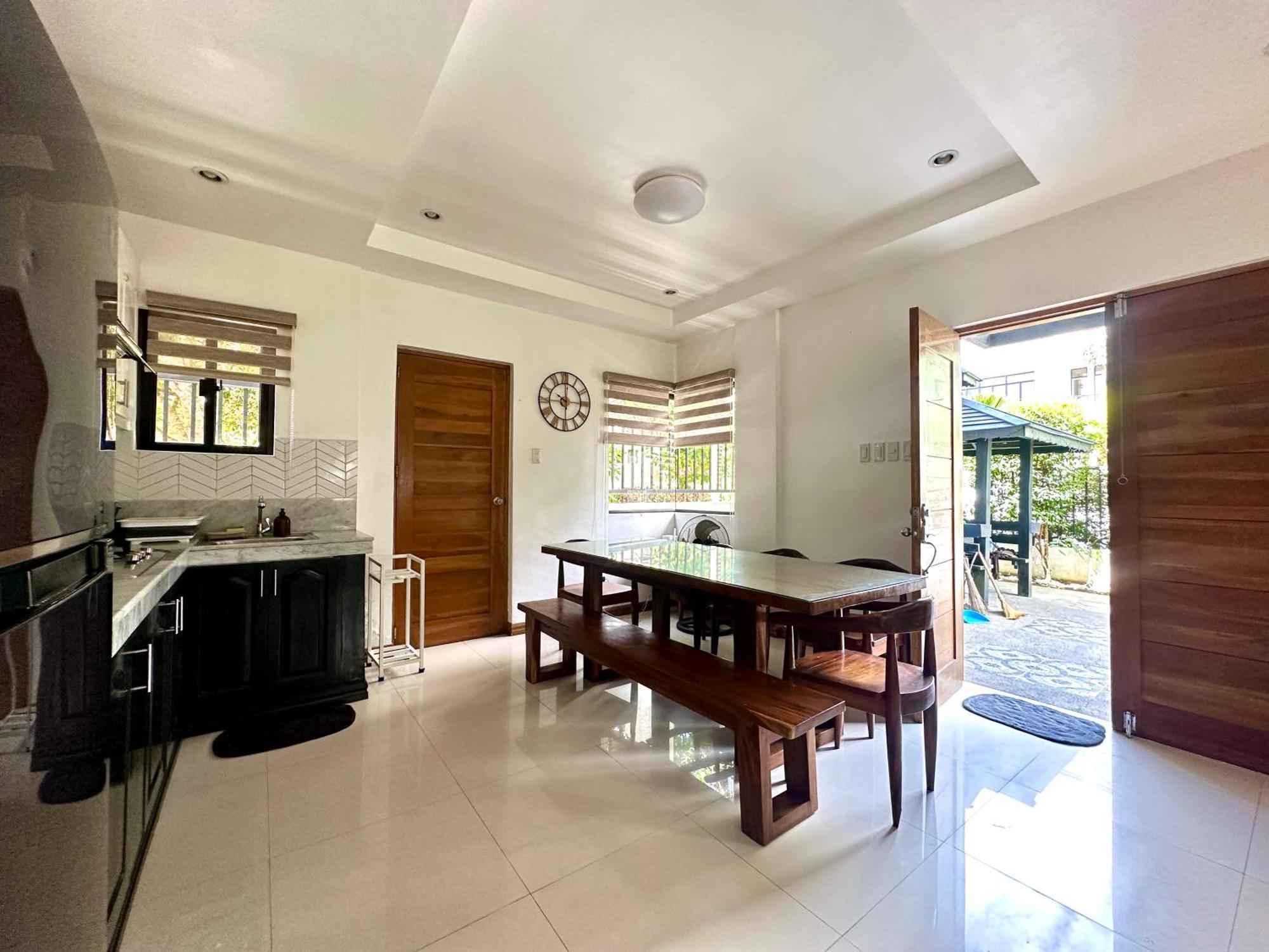 Bella Homes 6Br 4Bath Near Rotunda Tagaytay City Exteriör bild