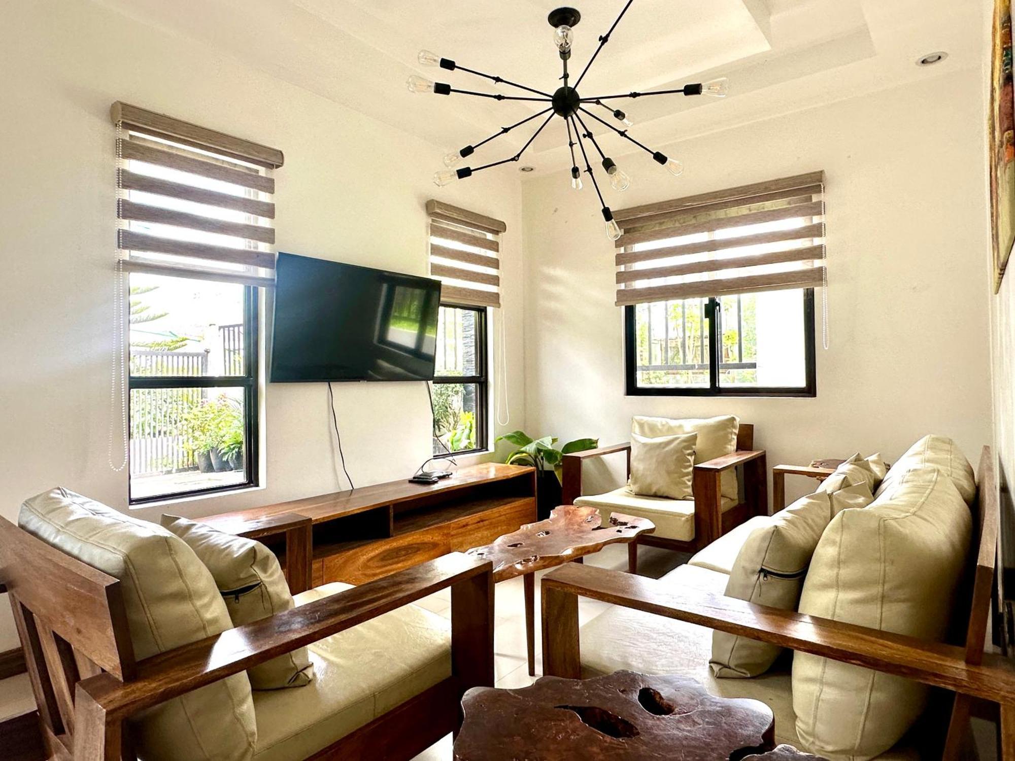 Bella Homes 6Br 4Bath Near Rotunda Tagaytay City Exteriör bild