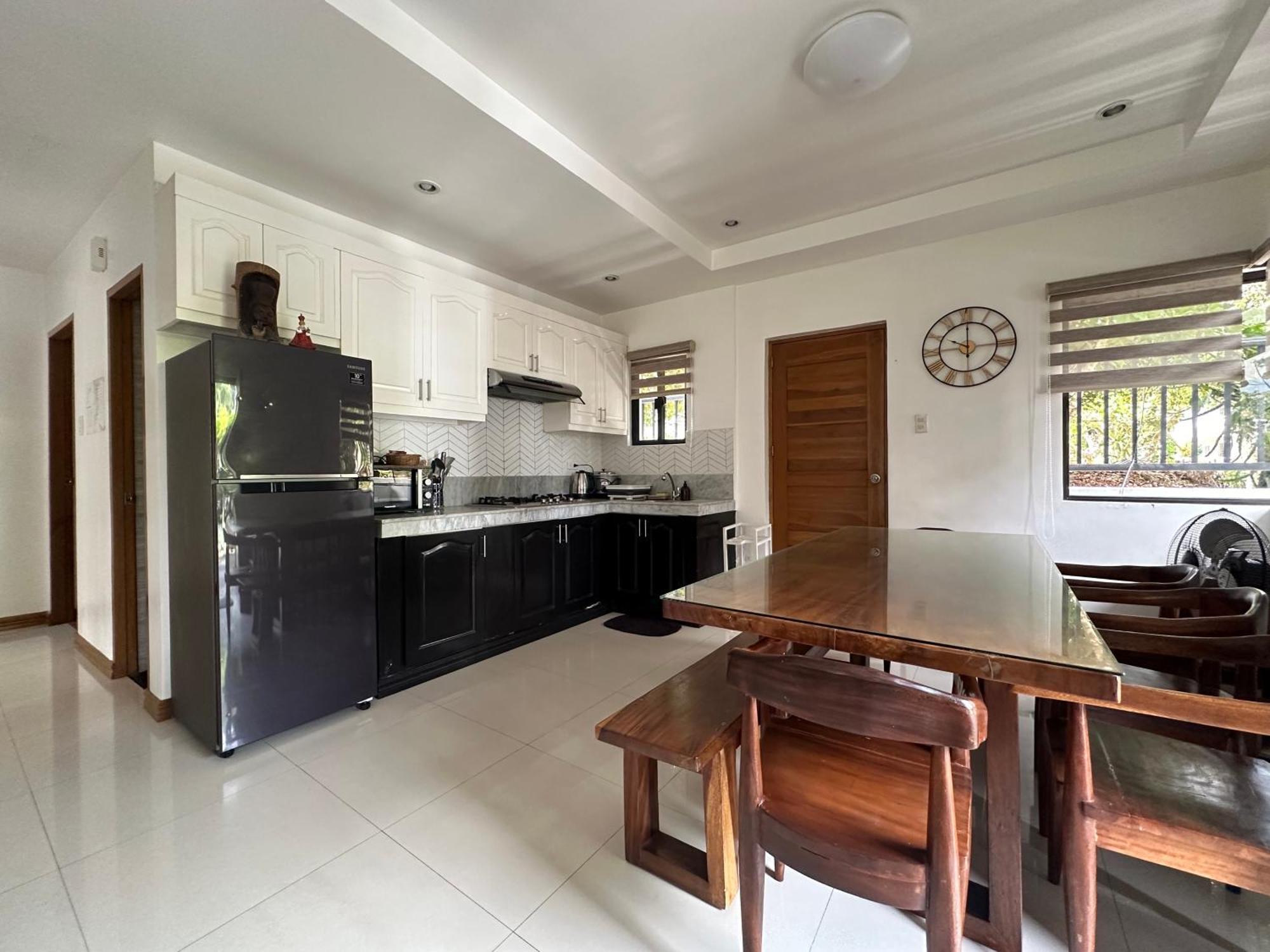 Bella Homes 6Br 4Bath Near Rotunda Tagaytay City Exteriör bild